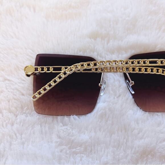 Skyla Purple & Gold Chain Link Oversized Sunglasses - Picture 8 of 9